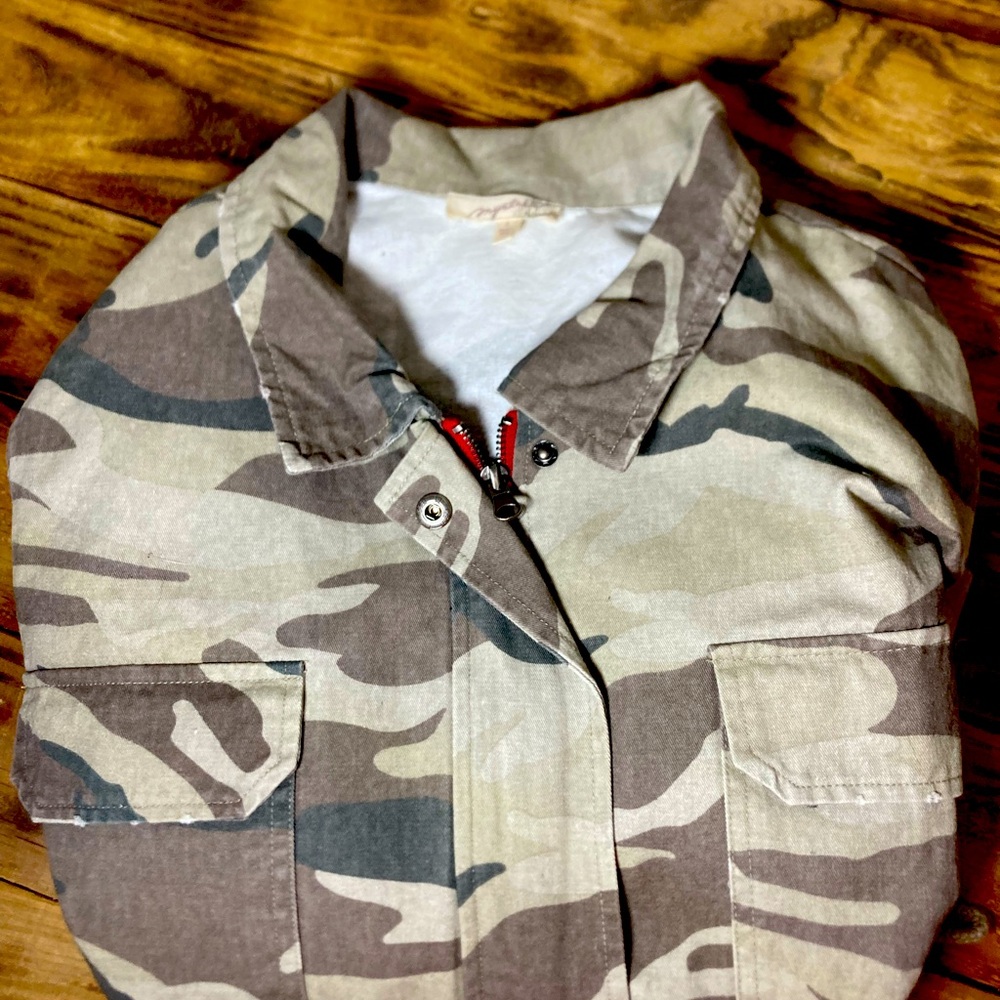 Women’s Mystree camo coat